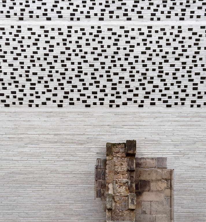 Kolumba / Kunstmuseum des Erzbistums Köln, Architekt Peter Zumthor
