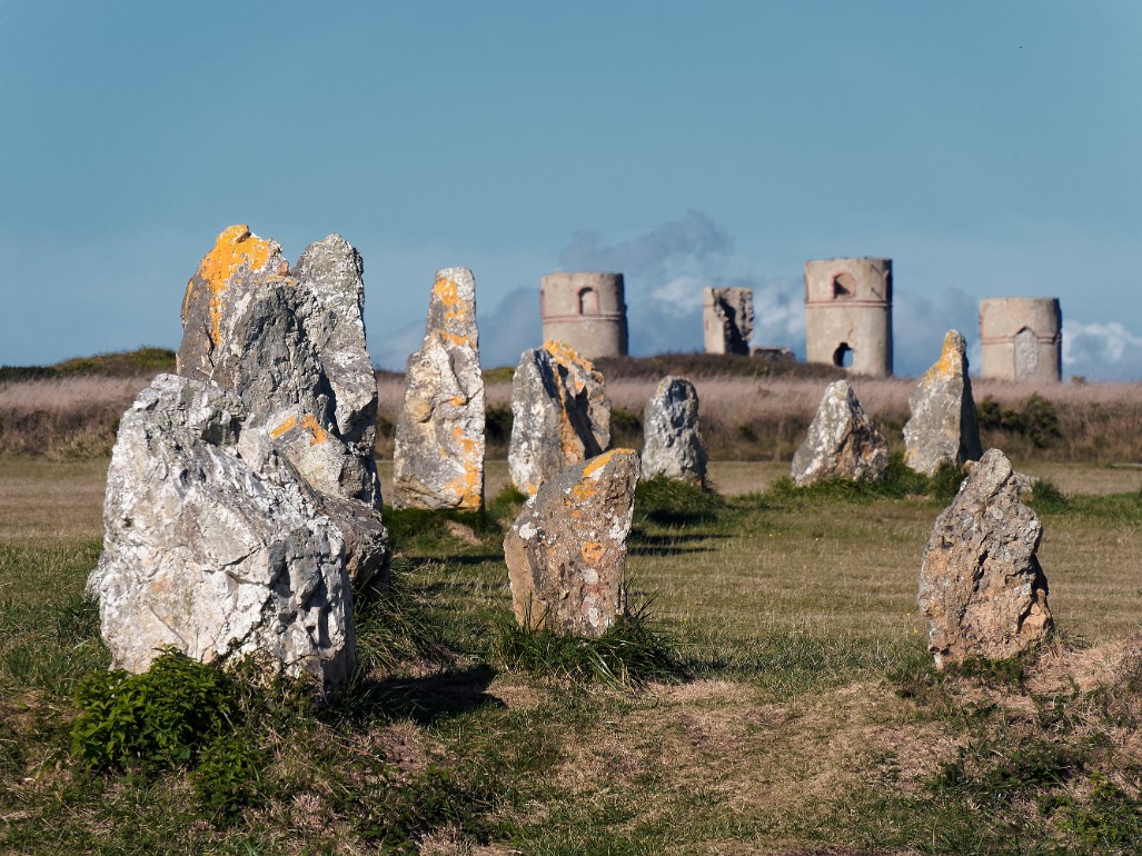 Steinreihen von Lagatjar + Saint-Pol Roux Manor, Cameret-sur-Mer, Frankreich