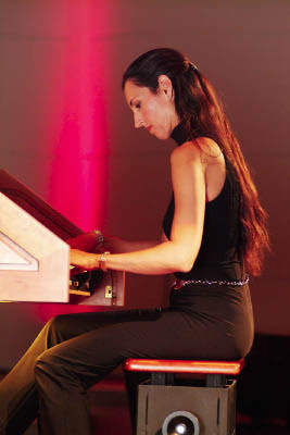 2004_0925_211546AA_1