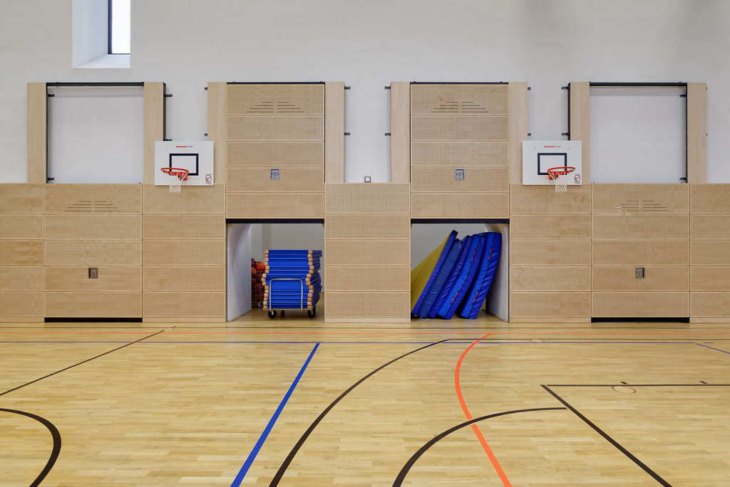 Sporthalle