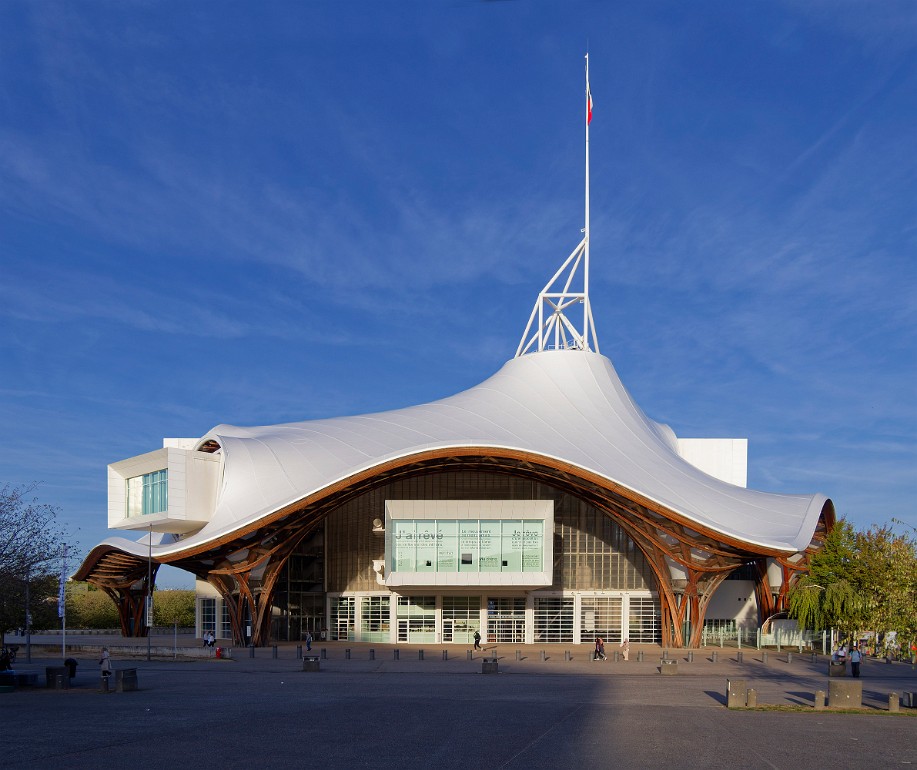 Centre Pompidou-Metz, Kunstmuseum, Frankreich / Arch. Shigeru Ban und Jean de Gastines