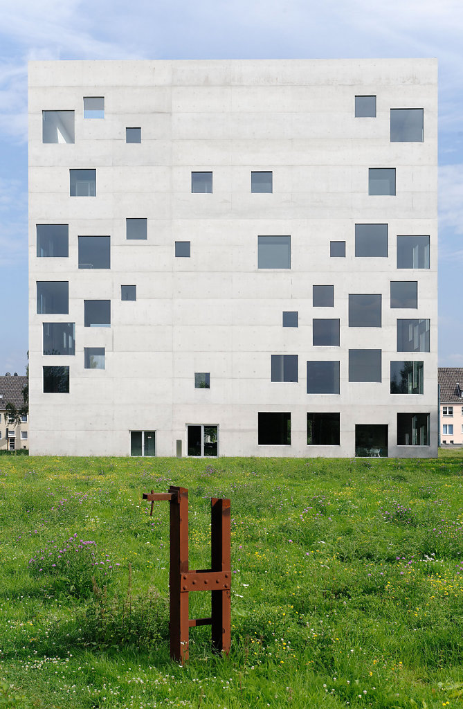 School of Management and Design Essen